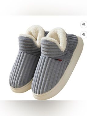 Plush Corduroy Fuzzy Warm Slippers Gray Womens 8/9 Mens 7/8 New Pluffi
